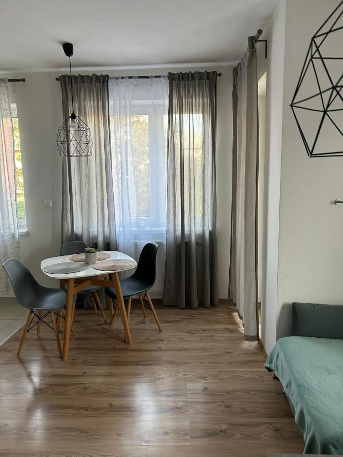 Apartman "Dunaj" Private Parking - Klimatizacia Samorin Exterior photo